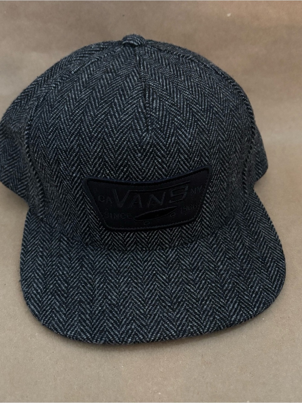 VANS Full Patch Snapback Cap One Size Black Herringbone